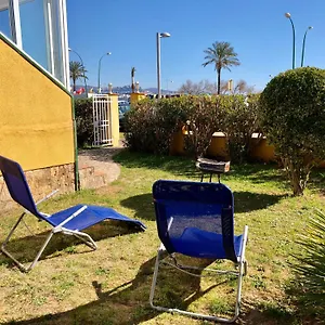 Amb Jardi A La Platja D'empuriabrava Ampuriabrava